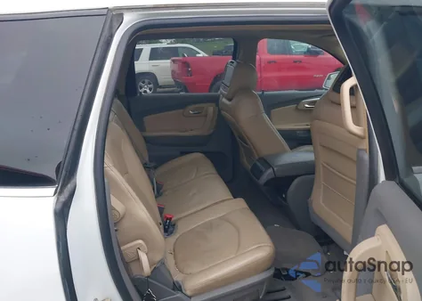 2009 Chevrolet Traverse Lt from USA, damaged, VIN 1GNEV23DX9S103016